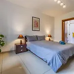 Large 3-bedroom Oasis In Quiet Area With Garden * グジラ