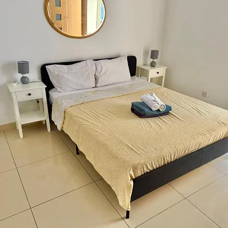 Large 3-bedroom Oasis In Quiet Area With Garden * Gzira