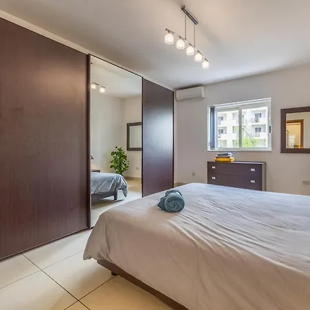 Large 3-bedroom Oasis In Quiet Area With Garden